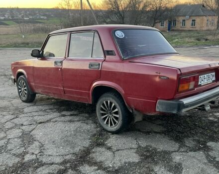 Красный ВАЗ 2105, объемом двигателя 1.5 л и пробегом 100 тыс. км за 816 $, фото 6 на Automoto.ua