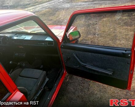 Червоний ВАЗ 2105, об'ємом двигуна 1.3 л та пробігом 1 тис. км за 1100 $, фото 3 на Automoto.ua