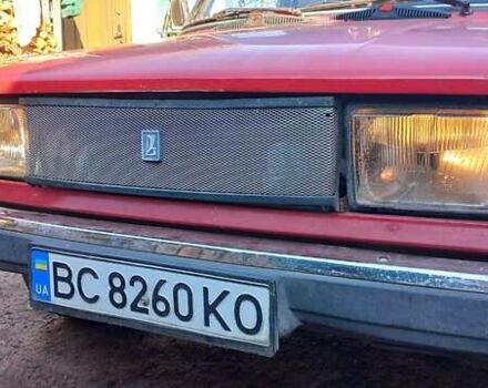 Красный ВАЗ 2105, объемом двигателя 1.5 л и пробегом 65 тыс. км за 799 $, фото 3 на Automoto.ua