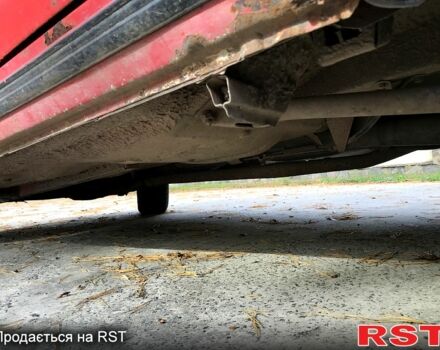 ВАЗ 2105 1982 в Новомосковске на Automoto.ua Красный ВАЗ 2105, объемом двигателя 1.3 л и пробегом 0 тыс. км за 750 $, фото 8 на Automoto.ua