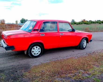ВАЗ 2105 1982 у Чугуеве на Automoto.ua Червоний ВАЗ 2105, об'ємом двигуна 1.2 л та пробігом 100 тис. км за 720 $, фото 2 на Automoto.ua