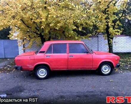 ВАЗ 2105 1982 в Новомосковске на Automoto.ua Красный ВАЗ 2105, объемом двигателя 1.3 л и пробегом 0 тыс. км за 750 $, фото 1 на Automoto.ua