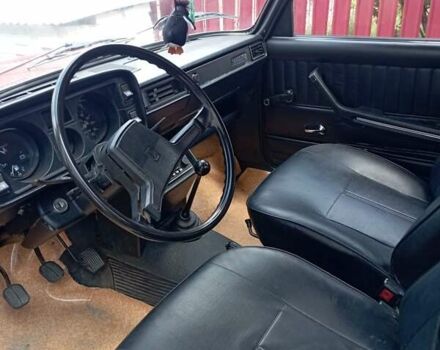 Красный ВАЗ 2105, объемом двигателя 0 л и пробегом 44 тыс. км за 2800 $, фото 15 на Automoto.ua