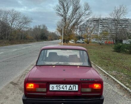 Красный ВАЗ 2105, объемом двигателя 1.3 л и пробегом 333 тыс. км за 298 $, фото 3 на Automoto.ua