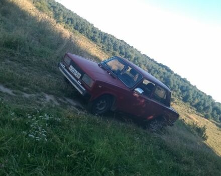 Красный ВАЗ 2105, объемом двигателя 1.5 л и пробегом 100 тыс. км за 450 $, фото 9 на Automoto.ua