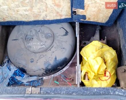 Красный ВАЗ 2105, объемом двигателя 1.5 л и пробегом 50 тыс. км за 1500 $, фото 6 на Automoto.ua