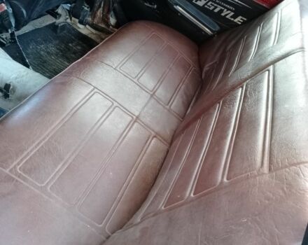 Красный ВАЗ 2105, объемом двигателя 1.5 л и пробегом 100 тыс. км за 450 $, фото 4 на Automoto.ua