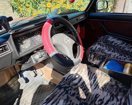 Красный ВАЗ 2105, объемом двигателя 1.3 л и пробегом 63 тыс. км за 1200 $, фото 3 на Automoto.ua