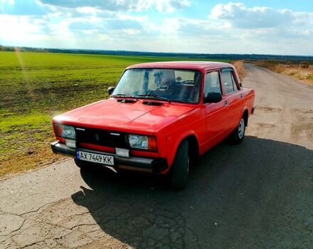 ВАЗ 2105 1982 у Чугуеве на Automoto.ua Червоний ВАЗ 2105, об'ємом двигуна 1.2 л та пробігом 100 тис. км за 720 $, фото 1 на Automoto.ua