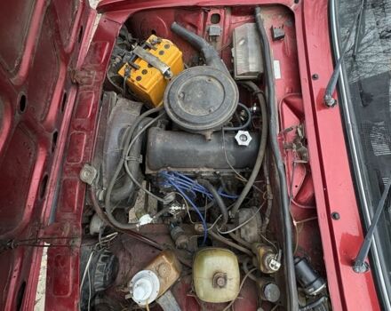 Красный ВАЗ 2105, объемом двигателя 1.3 л и пробегом 3 тыс. км за 523 $, фото 3 на Automoto.ua