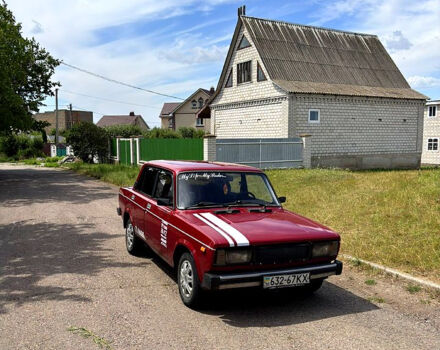 Красный ВАЗ 2105, объемом двигателя 1.3 л и пробегом 120 тыс. км за 590 $, фото 1 на Automoto.ua