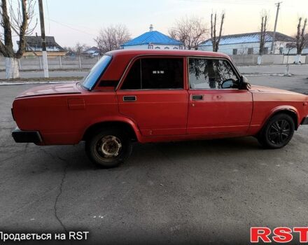 Красный ВАЗ 2105, объемом двигателя 1.3 л и пробегом 0 тыс. км за 600 $, фото 1 на Automoto.ua