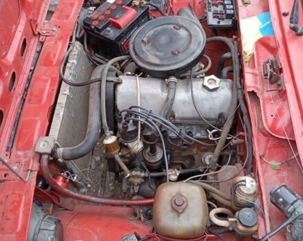 ВАЗ 2105 1983 в Хмельницком на Automoto.ua Красный ВАЗ 2105, объемом двигателя 1.3 л и пробегом 1000 тыс. км за 500 $, фото 2 на Automoto.ua