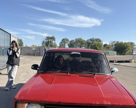 ВАЗ 2105 1983 в Запорожье на Automoto.ua Красный ВАЗ 2105, объемом двигателя 0 л и пробегом 3 тыс. км за 260 $, фото 2 на Automoto.ua