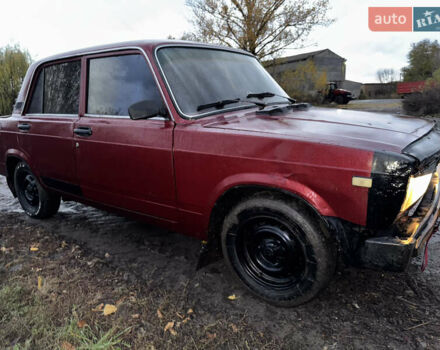 ВАЗ 2105 1983 в Решетиловке на Automoto.ua Красный ВАЗ 2105, объемом двигателя 1.3 л и пробегом 95 тыс. км за 700 $, фото 5 на Automoto.ua