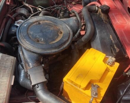 Красный ВАЗ 2105, объемом двигателя 1 л и пробегом 100 тыс. км за 592 $, фото 2 на Automoto.ua