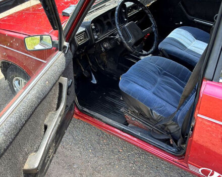 Красный ВАЗ 2105, объемом двигателя 1.3 л и пробегом 120 тыс. км за 590 $, фото 6 на Automoto.ua