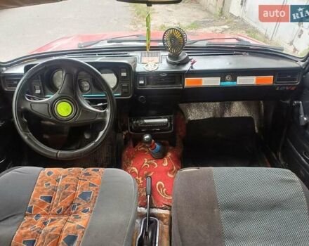 Красный ВАЗ 2105, объемом двигателя 0 л и пробегом 200 тыс. км за 420 $, фото 14 на Automoto.ua