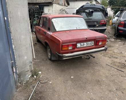 Красный ВАЗ 2105, объемом двигателя 1.6 л и пробегом 200 тыс. км за 300 $, фото 2 на Automoto.ua