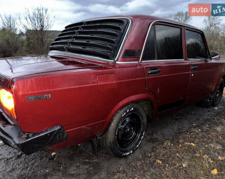 ВАЗ 2105 1983 в Решетиловке на Automoto.ua Красный ВАЗ 2105, объемом двигателя 1.3 л и пробегом 95 тыс. км за 700 $, фото 4 на Automoto.ua