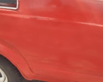 Красный ВАЗ 2105, объемом двигателя 1 л и пробегом 100 тыс. км за 592 $, фото 7 на Automoto.ua