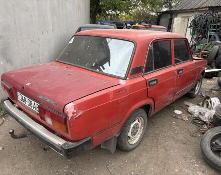 Красный ВАЗ 2105, объемом двигателя 1.6 л и пробегом 200 тыс. км за 300 $, фото 1 на Automoto.ua