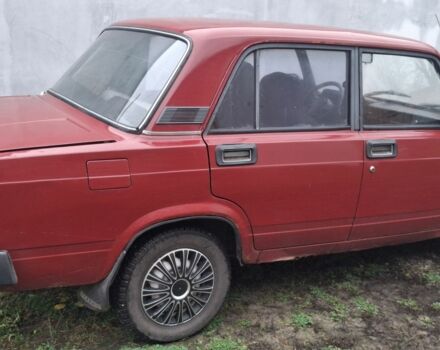 Красный ВАЗ 2105, объемом двигателя 1.2 л и пробегом 400 тыс. км за 715 $, фото 6 на Automoto.ua