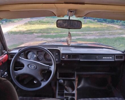 Красный ВАЗ 2105, объемом двигателя 1.3 л и пробегом 3 тыс. км за 17000 $, фото 2 на Automoto.ua