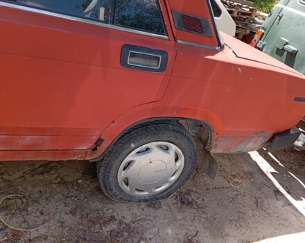 Красный ВАЗ 2105, объемом двигателя 1.3 л и пробегом 65 тыс. км за 526 $, фото 1 на Automoto.ua