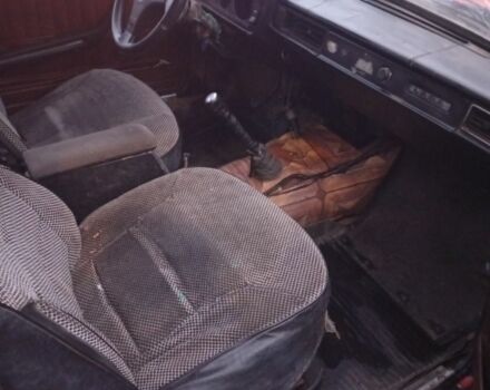 Красный ВАЗ 2105, объемом двигателя 1.6 л и пробегом 3 тыс. км за 438 $, фото 4 на Automoto.ua