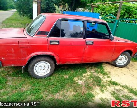 Красный ВАЗ 2105, объемом двигателя 1.3 л и пробегом 0 тыс. км за 480 $, фото 2 на Automoto.ua