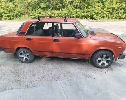 ВАЗ 2105 1984 в Ладыжин на Automoto.ua Красный ВАЗ 2105, объемом двигателя 1.3 л и пробегом 98 тыс. км за 1499 $, фото 3 на Automoto.ua