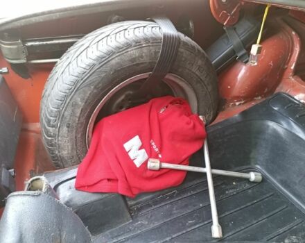 ВАЗ 2105 1984 в Ладыжин на Automoto.ua Красный ВАЗ 2105, объемом двигателя 1.3 л и пробегом 98 тыс. км за 1499 $, фото 21 на Automoto.ua