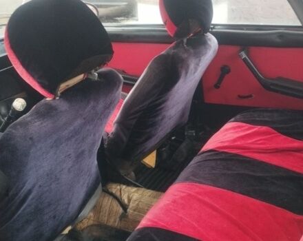 Красный ВАЗ 2105, объемом двигателя 0 л и пробегом 568 тыс. км за 500 $, фото 7 на Automoto.ua