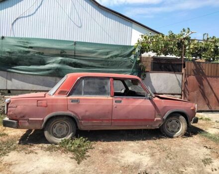 Красный ВАЗ 2105, объемом двигателя 1.3 л и пробегом 555 тыс. км за 263 $, фото 2 на Automoto.ua