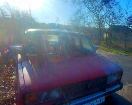Красный ВАЗ 2105, объемом двигателя 15 л и пробегом 200 тыс. км за 790 $, фото 1 на Automoto.ua