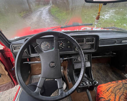 Красный ВАЗ 2105, объемом двигателя 1.5 л и пробегом 100 тыс. км за 600 $, фото 10 на Automoto.ua