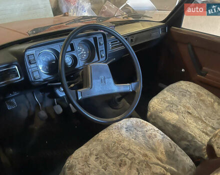 Красный ВАЗ 2105, объемом двигателя 1.3 л и пробегом 25 тыс. км за 750 $, фото 26 на Automoto.ua