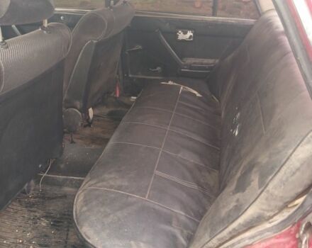 Красный ВАЗ 2105, объемом двигателя 1 л и пробегом 145 тыс. км за 369 $, фото 5 на Automoto.ua