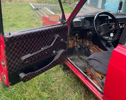 Красный ВАЗ 2105, объемом двигателя 1.5 л и пробегом 275 тыс. км за 1000 $, фото 5 на Automoto.ua