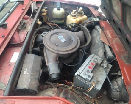 Красный ВАЗ 2105, объемом двигателя 1.5 л и пробегом 50 тыс. км за 381 $, фото 1 на Automoto.ua