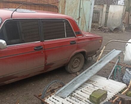 Красный ВАЗ 2105, объемом двигателя 0 л и пробегом 100 тыс. км за 899 $, фото 5 на Automoto.ua