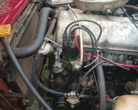 Красный ВАЗ 2105, объемом двигателя 1 л и пробегом 145 тыс. км за 369 $, фото 7 на Automoto.ua