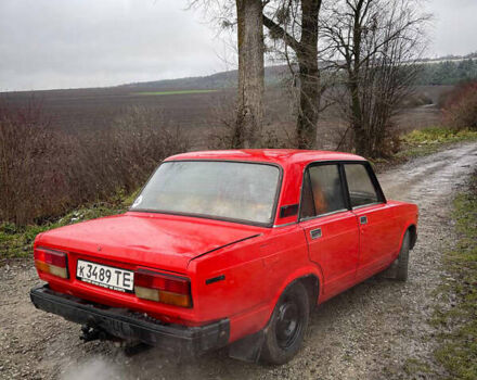 Красный ВАЗ 2105, объемом двигателя 1.5 л и пробегом 100 тыс. км за 600 $, фото 2 на Automoto.ua