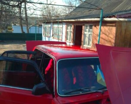 Красный ВАЗ 2105, объемом двигателя 1.3 л и пробегом 55 тыс. км за 1500 $, фото 5 на Automoto.ua