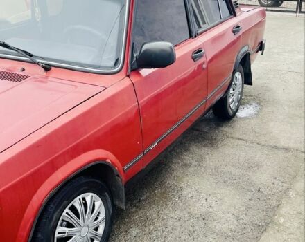 Красный ВАЗ 2105, объемом двигателя 1.3 л и пробегом 200 тыс. км за 715 $, фото 4 на Automoto.ua