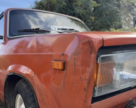 Красный ВАЗ 2105, объемом двигателя 1.5 л и пробегом 2 тыс. км за 500 $, фото 1 на Automoto.ua