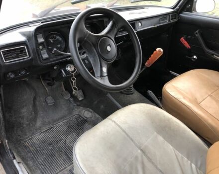 Красный ВАЗ 2105, объемом двигателя 0 л и пробегом 180 тыс. км за 420 $, фото 3 на Automoto.ua