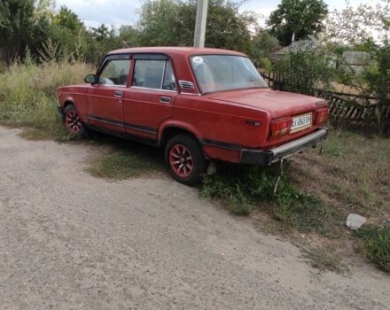 Красный ВАЗ 2105, объемом двигателя 2 л и пробегом 1000 тыс. км за 600 $, фото 1 на Automoto.ua