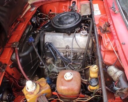 Красный ВАЗ 2105, объемом двигателя 2 л и пробегом 1000 тыс. км за 600 $, фото 2 на Automoto.ua